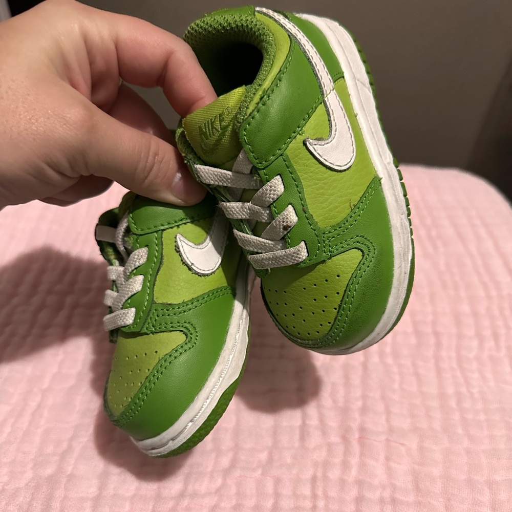 Nike Dunks - Picture 2 of 2